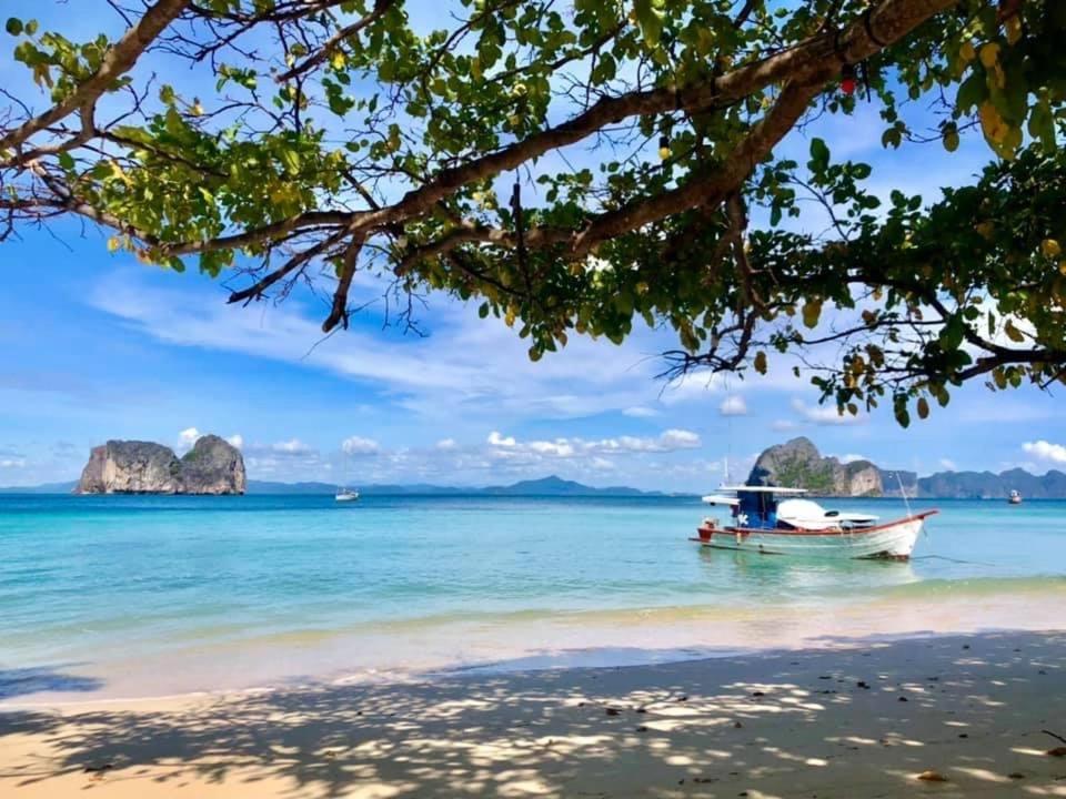 Koh Ngai Sea Open Resort Bagian luar foto