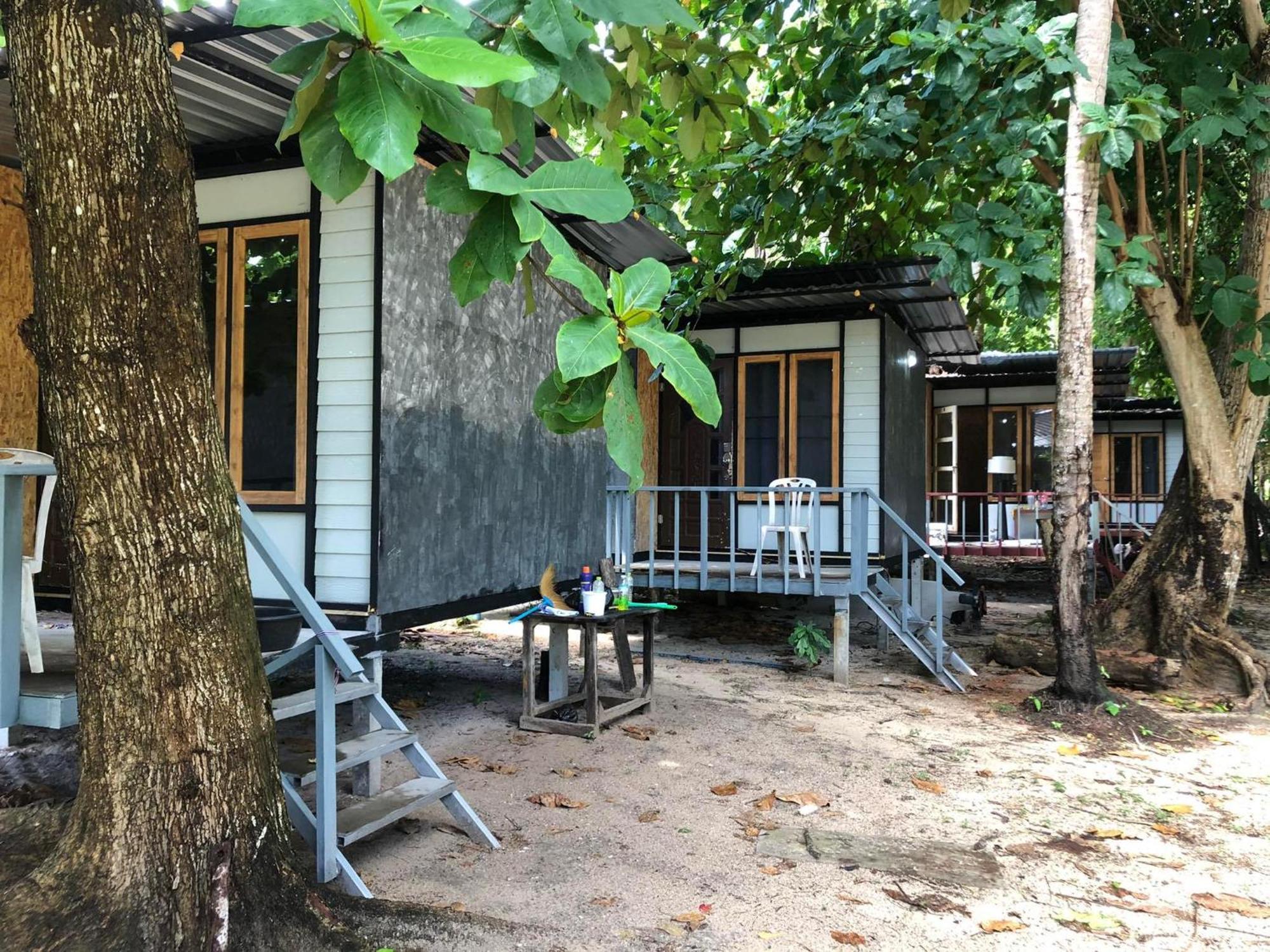 Koh Ngai Sea Open Resort Bagian luar foto