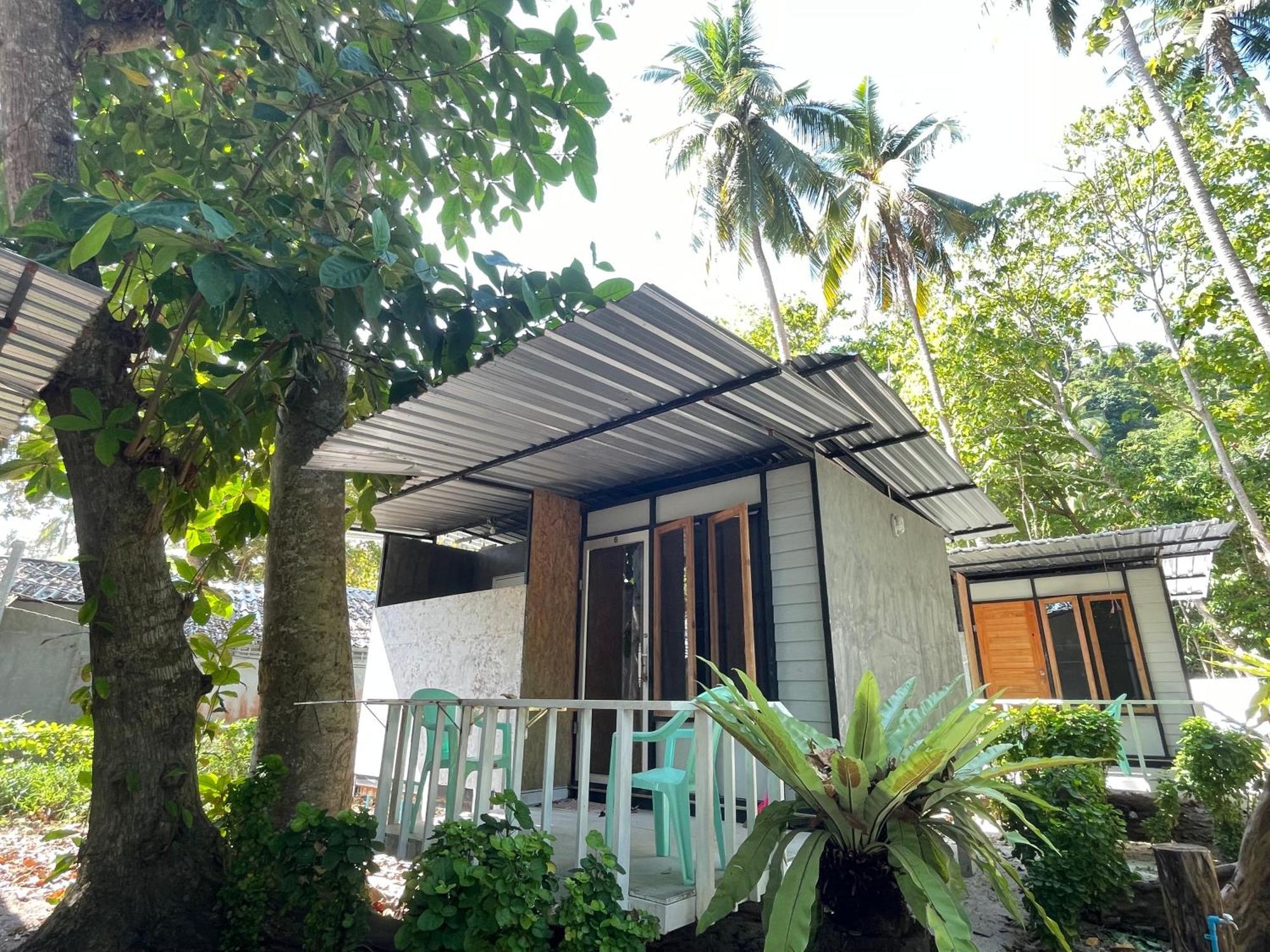 Koh Ngai Sea Open Resort Bagian luar foto